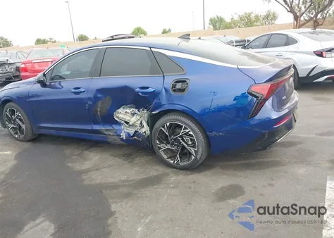 2025 Kia K5 Gt-Line z USA, uszkodzony, nr VIN KNAG64J76S5299397